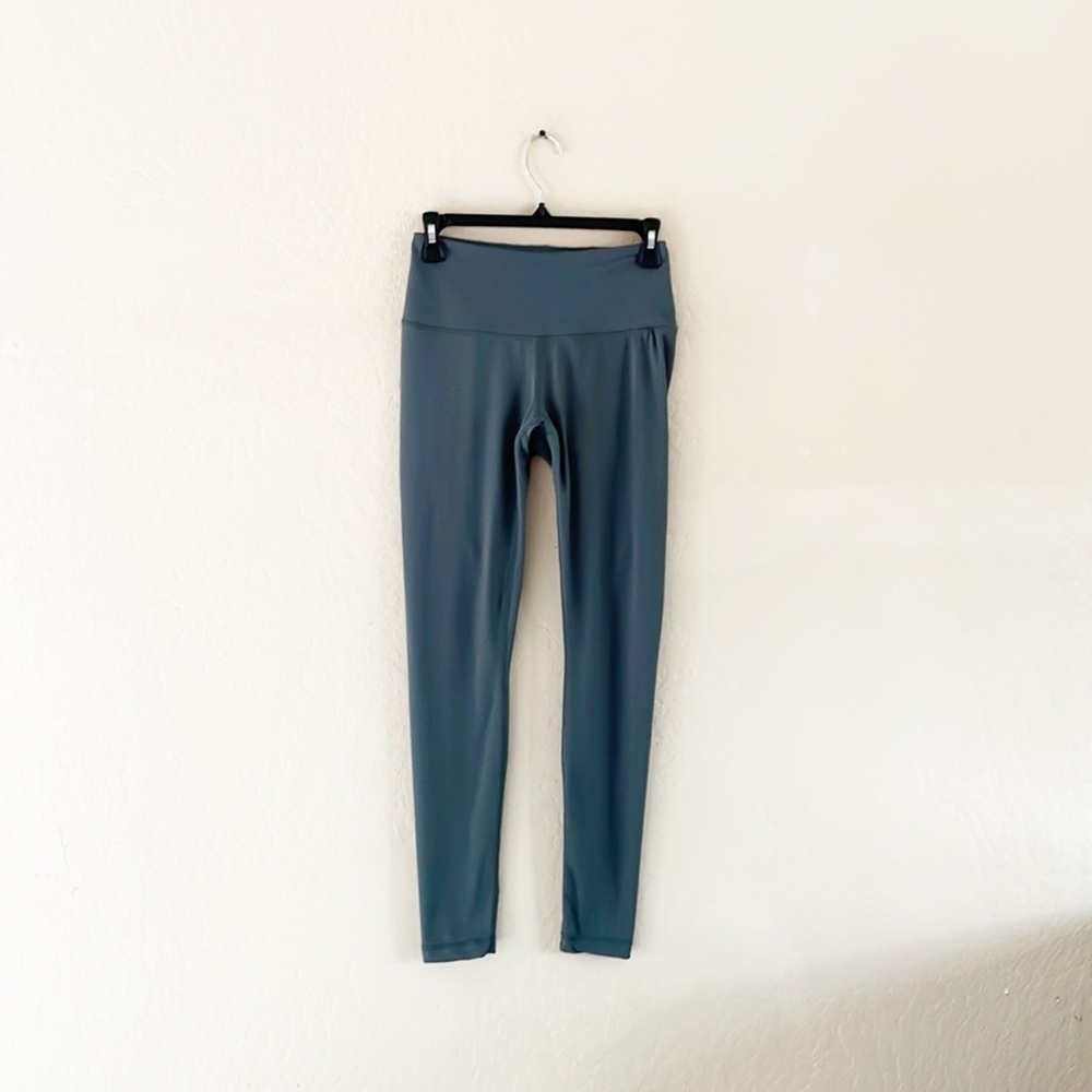 🌿Final Sale‎ Velocity Green Athletic Legging